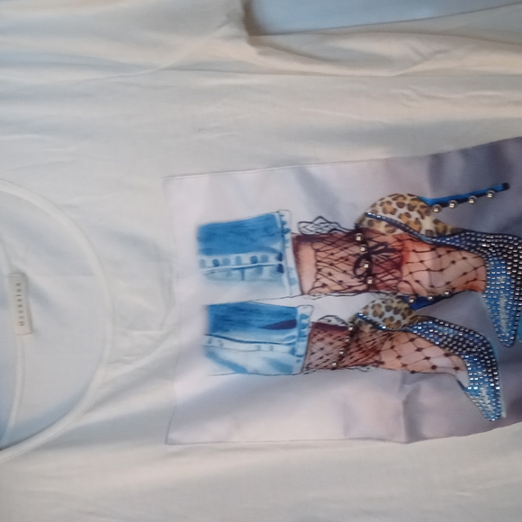 Woman's - Picture 2 of 4